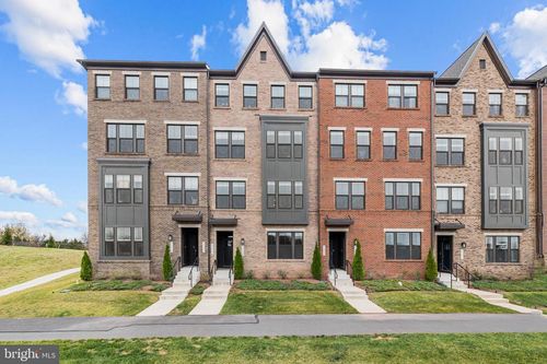 22528 Wilson View Ter, ASHBURN, VA, 20148-7733 | Card Image