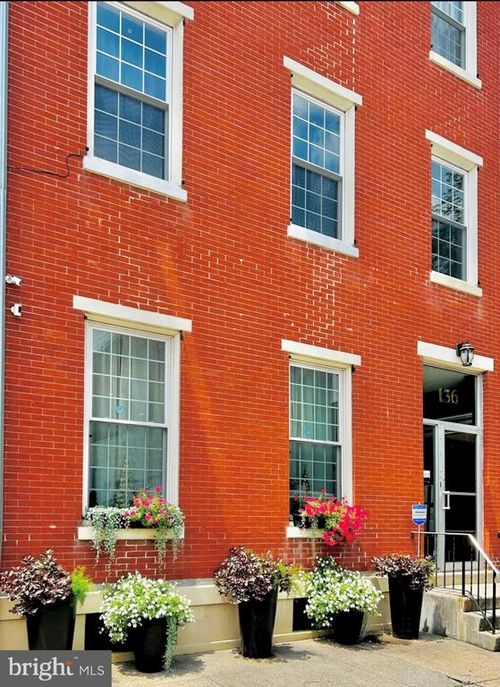 apt-2f-136 S 5th St, READING, PA, 19602-2800 | Card Image