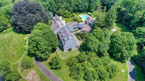 27 Country Club Rd, Ridgefield, CT, 06877-5305 | Card Image