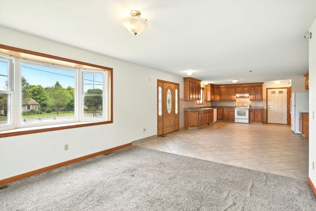 254 Island Pond Rd, House other with 3 bedrooms, 2 bathrooms and 4 parking in Springfield MA | Image 11