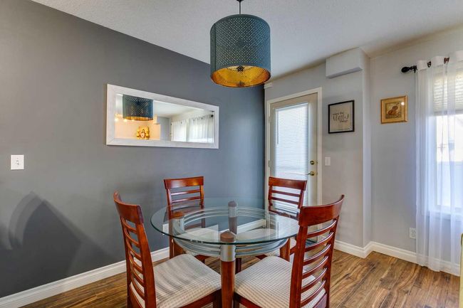 23 Chaparral Ridge Terr Se, Townhouse with 3 bedrooms, 3 bathrooms and 2 parking in Calgary AB | Image 9