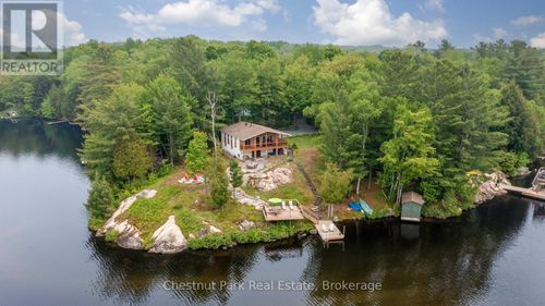 4 Mallard Lane, Muskoka, ON, P0B1A0 | Card Image