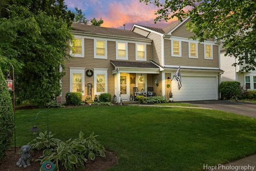 153 Knightsbridge Dr, Mundelein, IL, 60060-3242 | Card Image