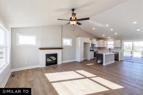 2902 Nw Reinhart Drive, Ankeny, IA, 50023 | Card Image