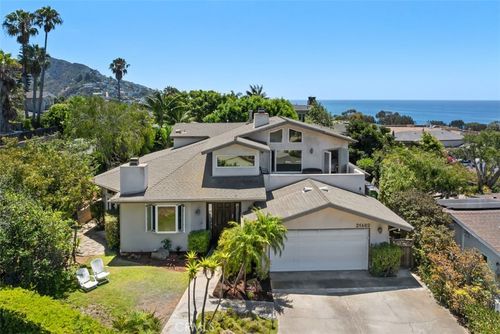 21462 Ocean Vista Dr, Laguna Beach, CA, 92651-8137 | Card Image