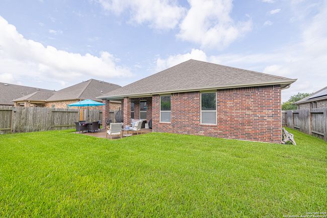 2705 Merlin Ln, House other with 3 bedrooms, 2 bathrooms and null parking in Pearland TX | Image 36