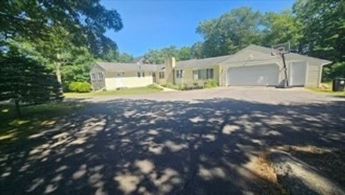 268 Draper Ave, North Attleboro, MA, 02760-3663 | Card Image