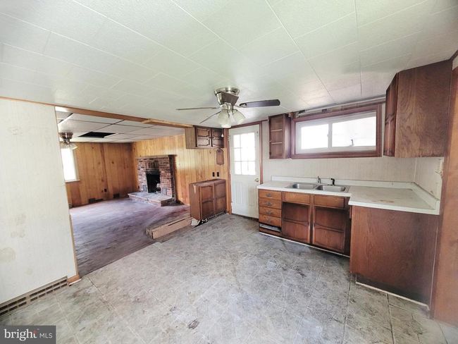 18918 Bradley St, House other with 3 bedrooms, 1 bathrooms and null parking in BARTON MD | Image 9