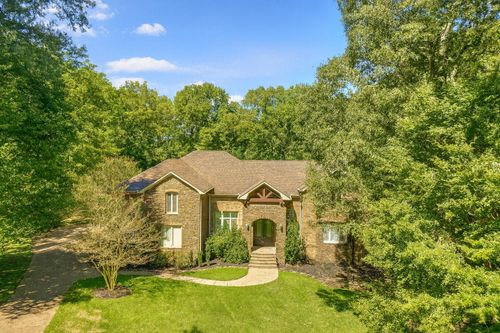3365 Bentbrooke Cv, Lakeland, TN, 38002-5745 | Card Image