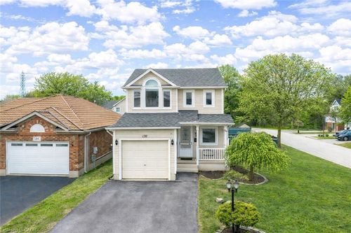 135 Veronica Dr, Kitchener, ON, N2A4E6 | Card Image