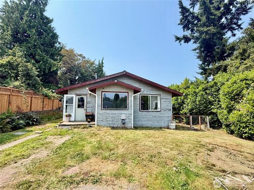 3719 Commercial Ave, Anacortes, WA, 98221-4238 | Card Image