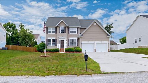222 Mahogany Dr, Thomasville, NC, 27360-9720 | Card Image