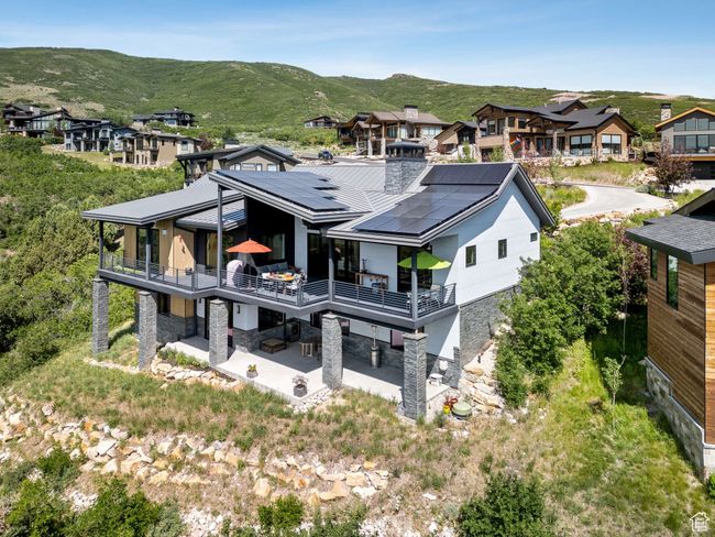 View of subject property featuring mountains | Image 5