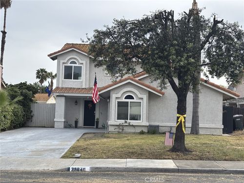 39640 Rustic Glen Dr, Temecula, CA, 92591-4552 | Card Image