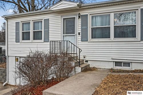 7330 Ira Ct, La Vista, NE, 68128-2608 | Card Image