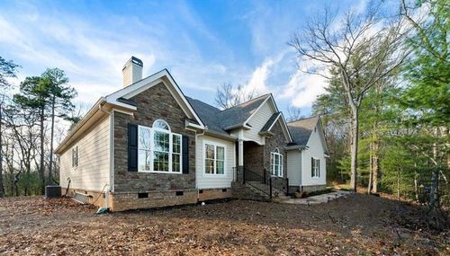 140 Robert Dr, Ellijay, GA, 30536-7235 | Card Image