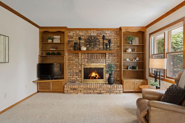 Family Room Fireplace and Built-Ins | Image 17