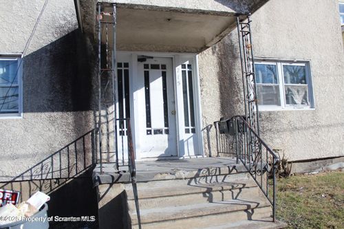 5-715 Moosic Street, Scranton, PA, 18505 | Card Image