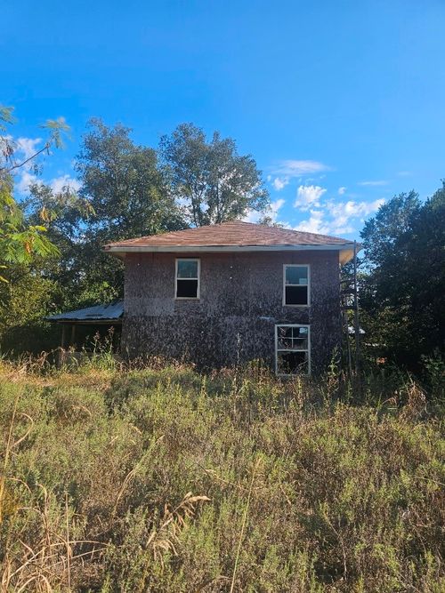 132 Cedar Way, Whitney, TX, 76692-4536 | Card Image