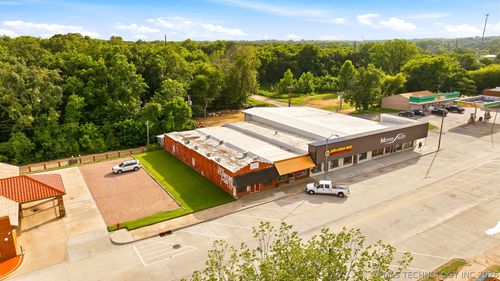 110 E Main St, Tishomingo, OK, 73460-2338 | Card Image