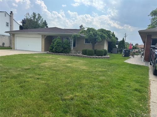 33555 Groth Drive, Sterling Heights, MI, 48312 | Card Image