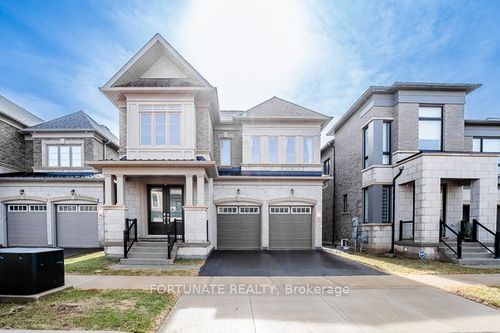 42 Hallaran Rd, Oakville, ON, L6H0Z8 | Card Image