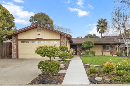 9028 Bridgewood Court, Stockton, CA, 95209 | Card Image