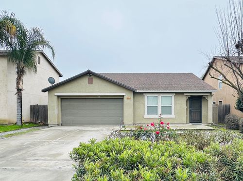 2247 Poppyview Ct, Tulare, CA, 93274-7266 | Card Image