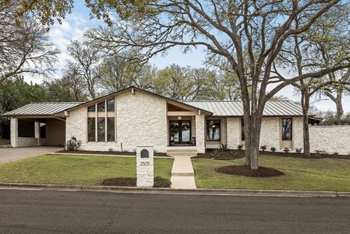 2505 Side Cv, Austin, TX, 78704-4533 | Card Image