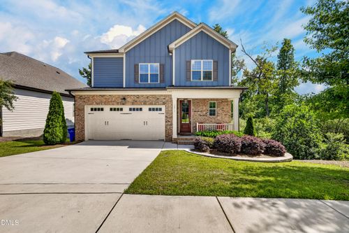 2812 Meadow Bluffs Way, Fuquay-Varina, NC, 27526-4650 | Card Image