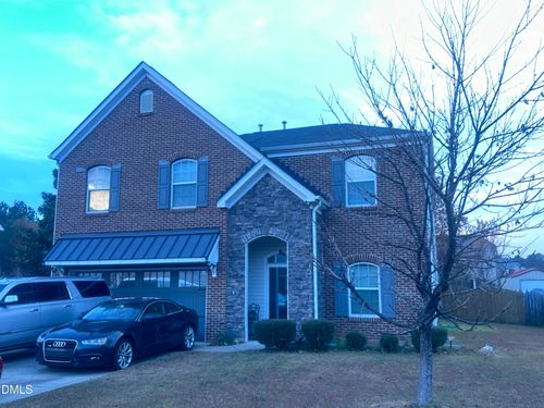 1430 Vandenberg Dr, Fayetteville, NC, 28312-7020 | Card Image