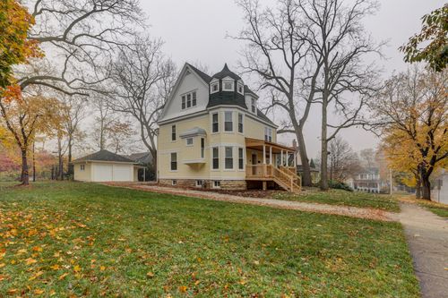 5241 Lyman Ave, Downers Grove, IL, 60515-4949 | Card Image