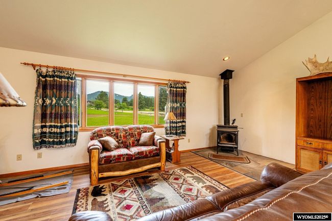 31 Wagon Box Rd, Home with 3 bedrooms, 2 bathrooms and null parking in Story WY | Image 8
