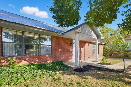 1650 N 1st St, Harrah, OK, 73045-9710 | Card Image