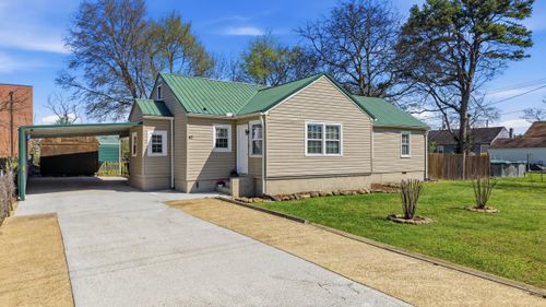 42 Warren St, Rossville, GA, 30741-5698 | Card Image