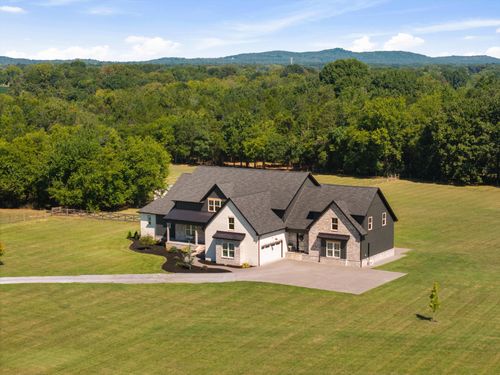 3340 Midland Acres Dr, Bell Buckle, TN, 37020-2006 | Card Image
