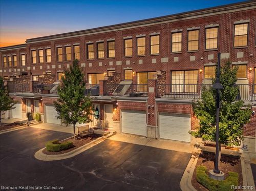 170 Mill St, Rochester, MI, 48307-2093 | Card Image