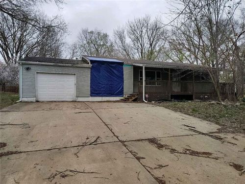 1909 S Ellison Way, Independence, MO, 64050-4874 | Card Image