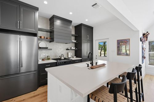 3685 Nixon Lake Rd, Carmine, TX, 78932-5179 | Card Image