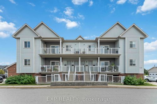 j-104 Artesa Pvt, Kanata, ON, K2S0J8 | Card Image