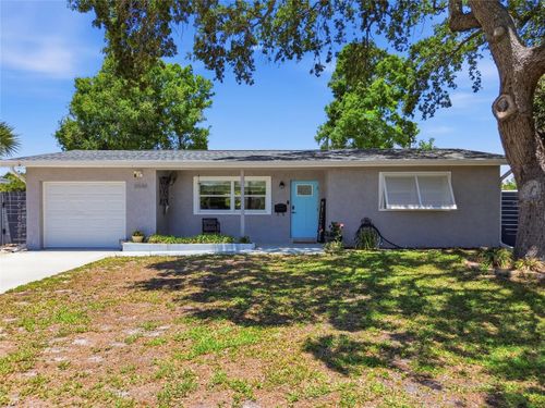 5548 Cedar St Ne, ST PETERSBURG, FL, 33703-2406 | Card Image