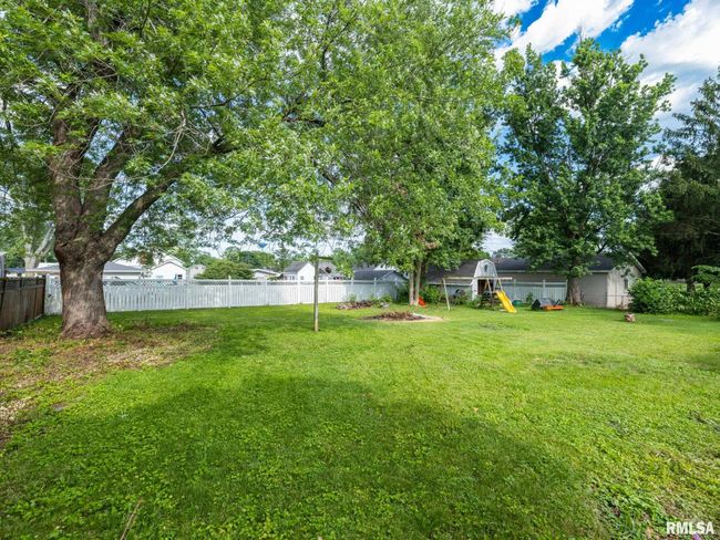 106 N 5 Th St, House other with 3 bedrooms, 2 bathrooms and null parking in Dunlap IL | Image 48