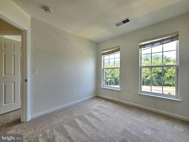 15318 Elizabeth Burbage Loop, Townhouse with 3 bedrooms, 4 bathrooms and null parking in WOODBRIDGE VA | Image 22