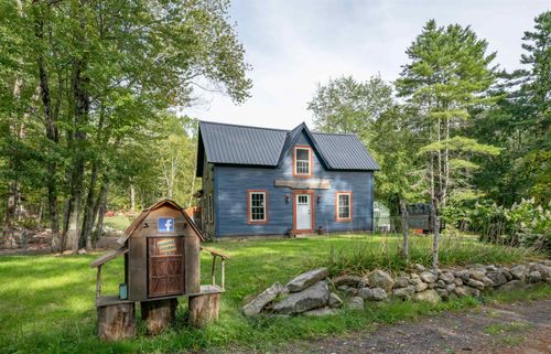 138 Tibbetts Hill Rd, Goffstown, NH, 03045-3021 | Card Image