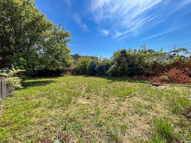116 Sterling St, House other with 3 bedrooms, 1 bathrooms and 2 parking in London ON | Image 37