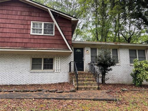2858 Davidson Dr, Lithonia, GA, 30058-7413 | Card Image