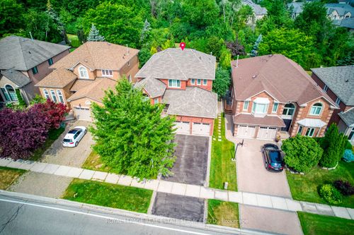 1387 Bayshire Dr, Oakville, ON, L6H6E7 | Card Image