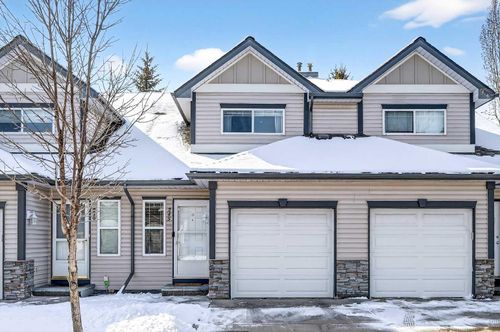 245 Millview Green Sw, Calgary, AB, T2Y3W1 | Card Image