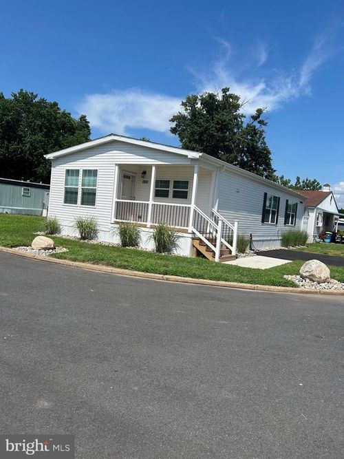 3034 Chandler Dr S, MORRISVILLE, PA, 19067 | Card Image