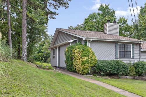 8856 Millard Lee Ln, Chattanooga, TN, 37416-1754 | Card Image